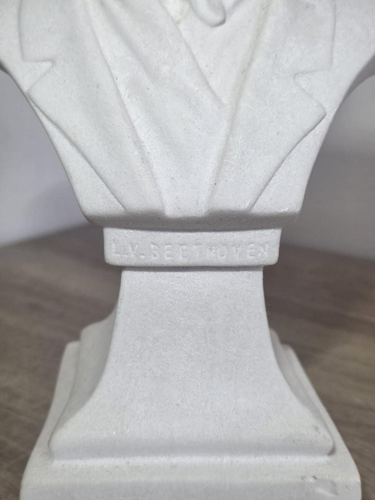 Ludwig van Beethoven — Vintage White Composer Bust – photo 4