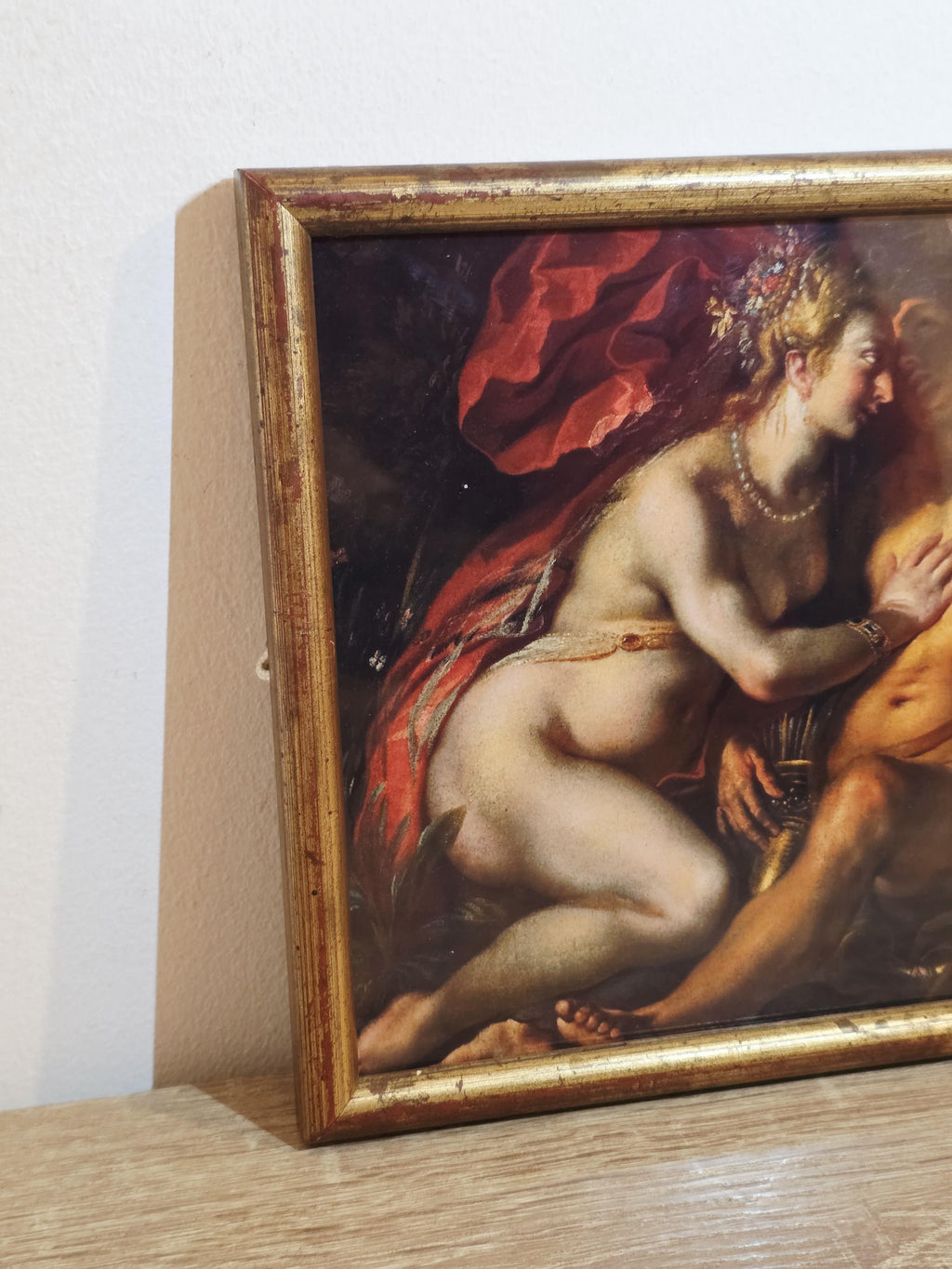 Classical Couple & Cherub — Art Print in a Vintage Gold Frame — photo 3