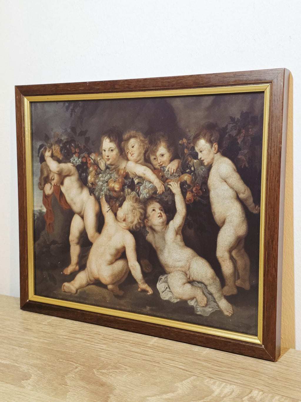 Cherubs with a Fruit Garland — Art Print in a Vintage Brown & Gold Frame — photo 2
